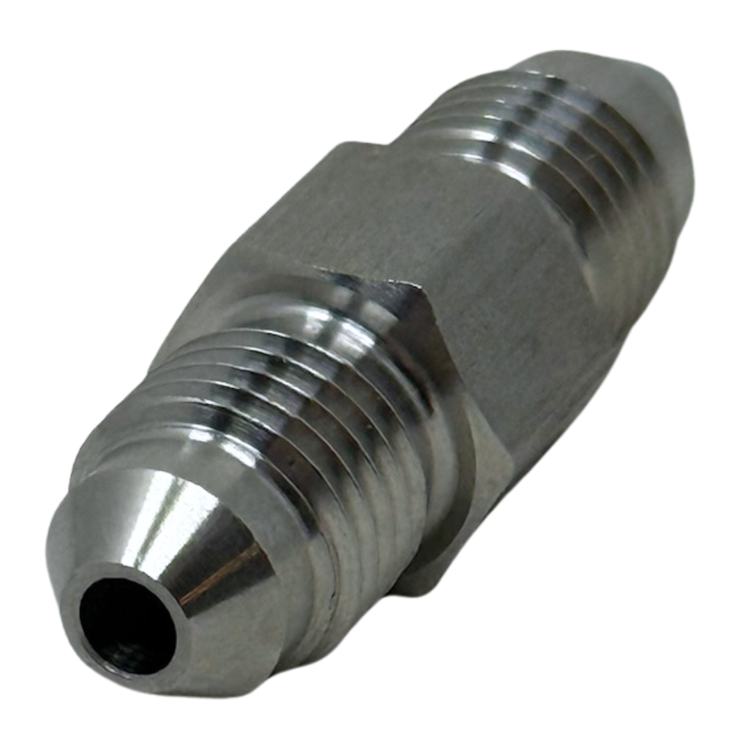 X4M08J15 : OneXtreme Adapter, 0.25 (1/4") Male MP x 0.5 (1/2") Male JIC, 15,000psi