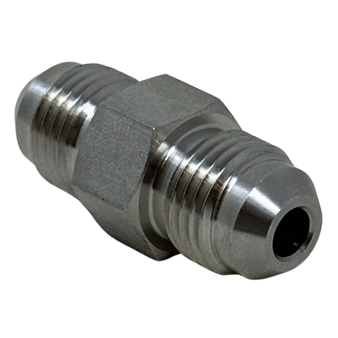 X16J16J10 : OneXtreme Adapter, 1" Male JIC x 1" Male JIC, 10,000psi