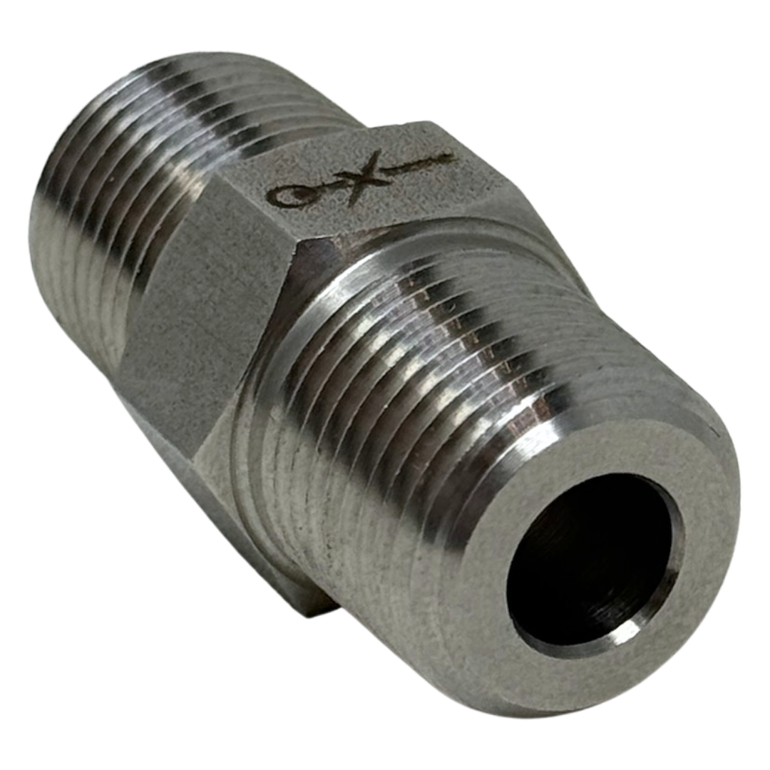 X6N06N15 : OneXtreme Adapter, 0.375 (3/8") Male NPT x 0.75 (3/4") Male NPT, 15,000psi