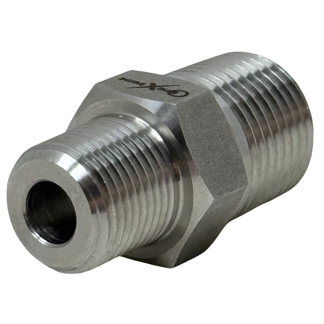 X12N16N10 : OneXtreme Adapter, 0.75 (3/4") Male NPT x 1" Male NPT, 10,000psi