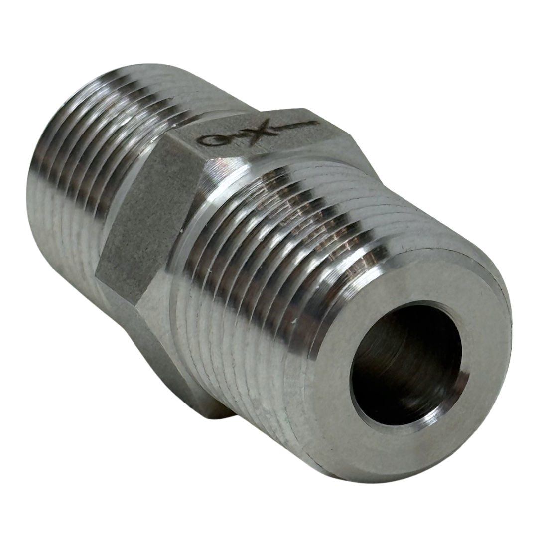 X16N16N10 : OneXtreme Adapter, 1" Male NPT x 1" Male NPT, 10,000psi