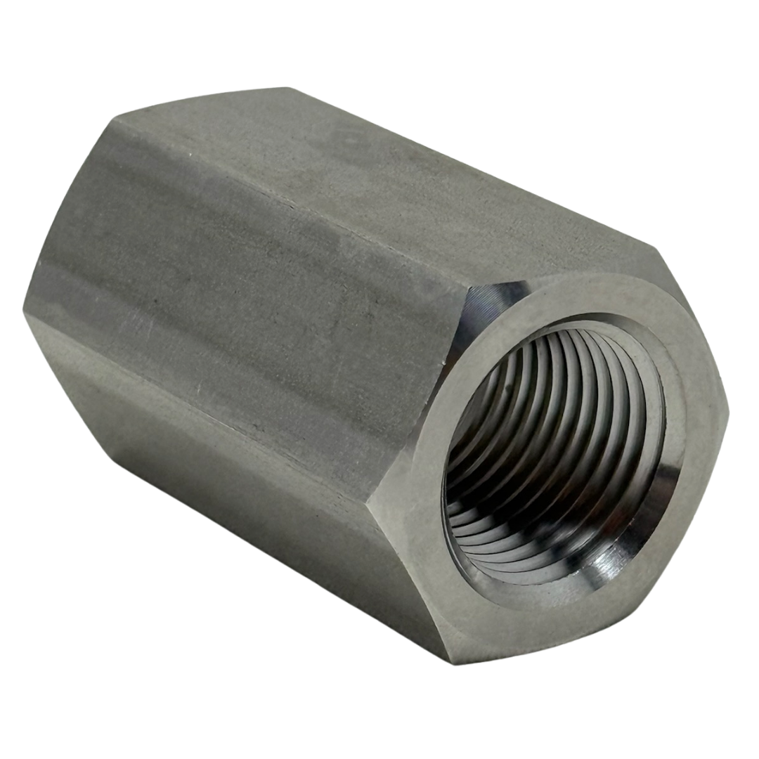 X16NF16NF10 : OneXtreme Adapter, 1" Female NPT x 1" Female NPT, 10,000psi