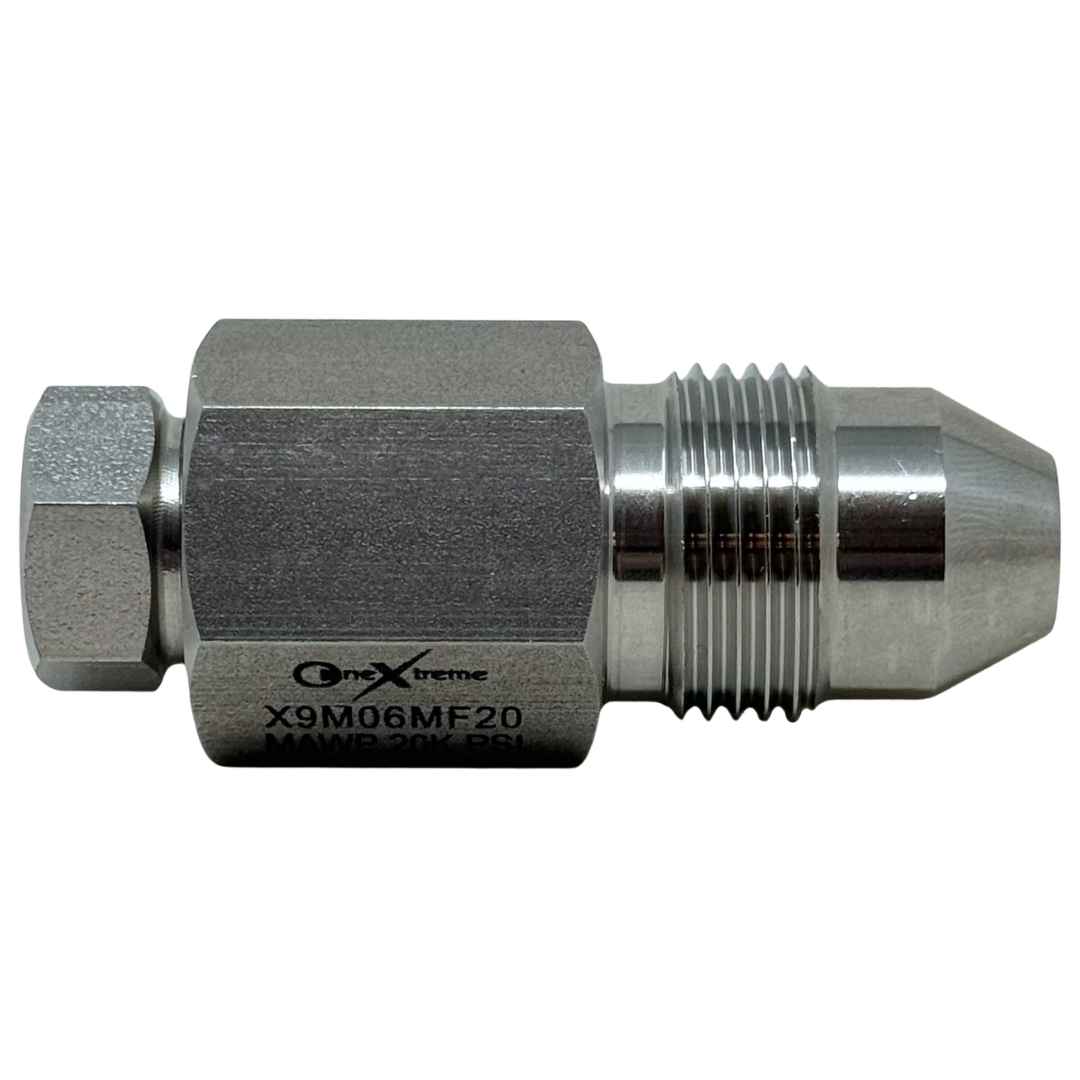 X16M12MF20-K : OneXtreme Adapter, 1" Male Medium Pressure x 0.75 (3/4") Female Medium Pressure, 20,000psi