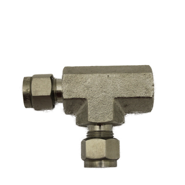 SS-IN2606-16-16-16-OHI : OHI Adapter, 1 Tube - 1" Female NPT - 1 Tube Run Tee (SS)