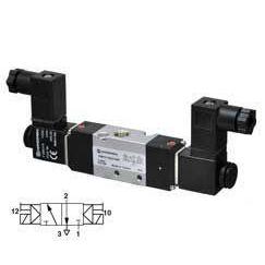 V51R411A-A213JB : Norgren V51 Series, 1/4" NPT, Two-Position, Three-Way, Dual Solenoid Actuated, 24VDC, 22mm standard Connector