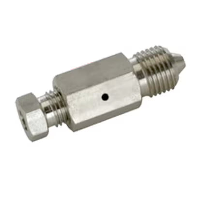205 - Medium Pressure Female to High Pressure Male Adapter