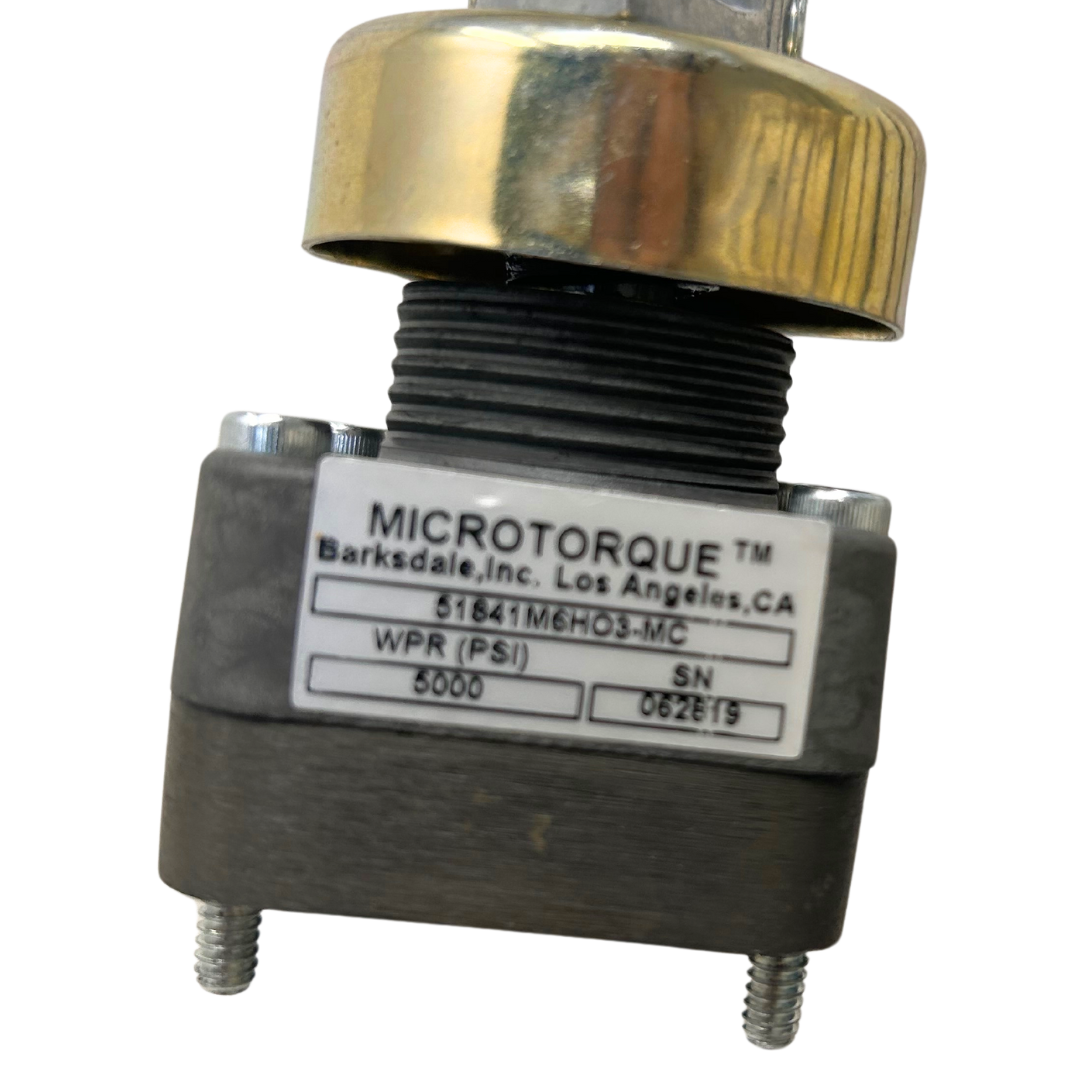 51841M6HO3-MC-FIRE : FIRE SALE Barksdale Shear Seal Valve, D03 Manifold Mount, 4-Way Open Center (P to T), Spring Return - ALL SALES FINAL