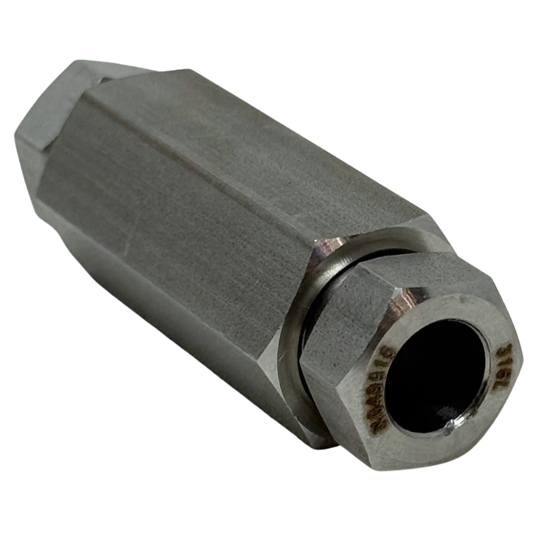 X6MF16MF20-K : OneXtreme Adapter, 0.375 (3/8") Female MP x 1" Female MP, 20,000psi