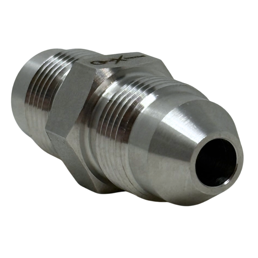 X12M12M20 : OneXtreme Adapter, 0.75 (3/4") Male Medium Pressure x 0.75 (3/4") Male Medium Pressure, 20,000psi