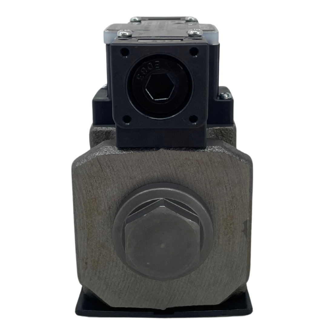 SS-G03-A3Z-R-D1-E22-FIRE : FIRE SALE Nachi Solenoid Valve, 3-Position, 4-Way, D05 Directional Valve, 34.3GPM, 5075psi, P to A, B to T in Neutra - ALL SALES FINAL