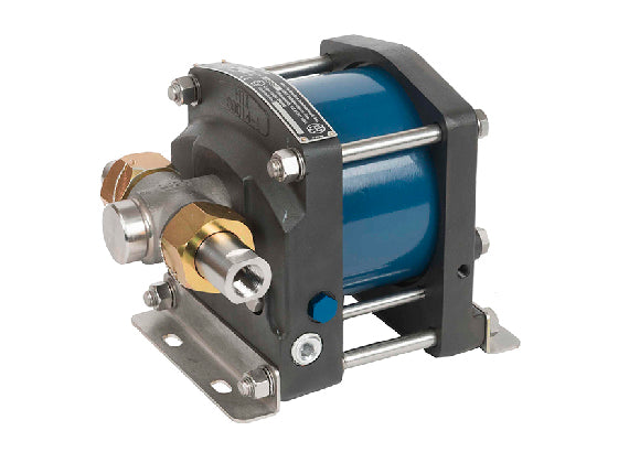 5L-SS-30 : HII Air-Driven Liquid Pump, 5-3/4" Single Acting, Single Air Drive, 4500psi, 1.88in3 (30.80cc), 1/2" NPT Inlet, 1/2" NPT Outlet