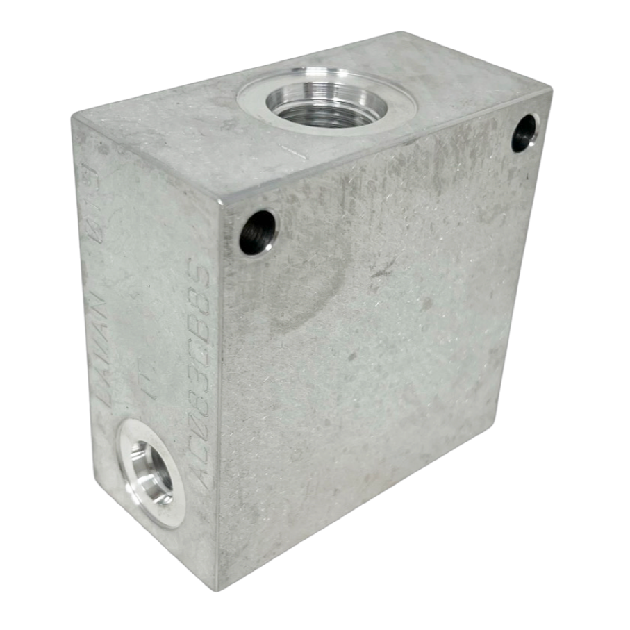 AC083CB6S : Daman Common Cavity Body, C-8-3 Cartridge Cavity, #6 SAE (3/8") Port Connections, 3000psi Rated, Aluminum, Without Gauge Port