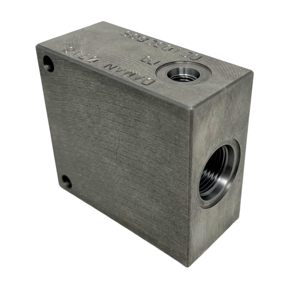 DC103CB6S : Daman Common Cavity Body, C-10-3 Cartridge Cavity, #6 SAE (3/8") Port Connections, 5000psi Rated, Ductile Iron, Without Gauge Port
