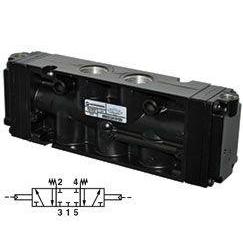 MN03CHA23F000 : Norgren Nugget 500 Series 3-Position, 5-Way APB Air Actuated, Air Return 3/4 inch NPT ported valve - Non Cancellable, Non Returnable