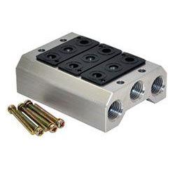 V50P503 : Norgren V5x Series 3 station manifold for 1/8 NPT ported valves