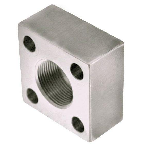 W65-20U : AFP Square Threaded Flange, Steel, Straight, 1.25 (1-1/4")  NPTF Side 1, Square Flange Side 2, Kit with Flange, Bolts, O-Rings